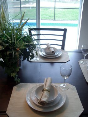 Dinning1