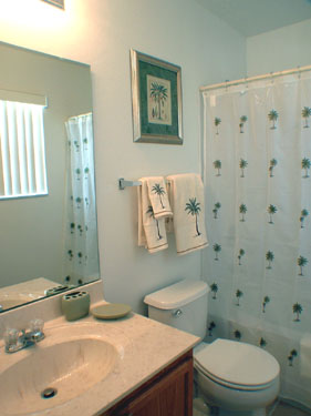 QueenBathPic1
