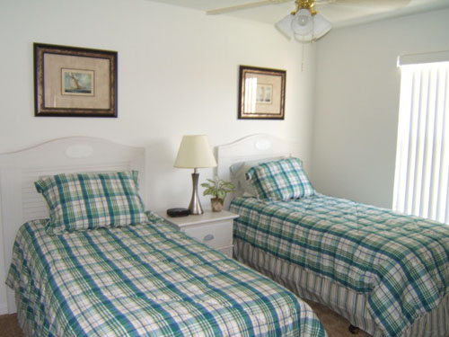 TwinBedroomPic1